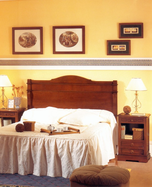 CABECERO UCERO DE 160 MESITA DE NOCHE UCERO HUECO