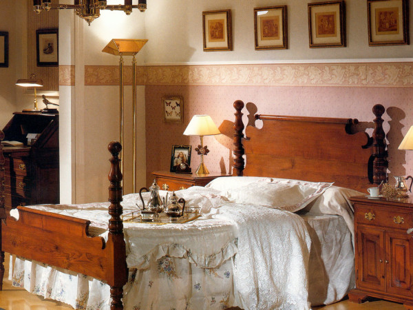 CAMA URBIÓN MESITA DE NOCHE URBIÓN PUERTAS